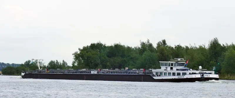 VICI Tanker IMO 9549918 photo 8