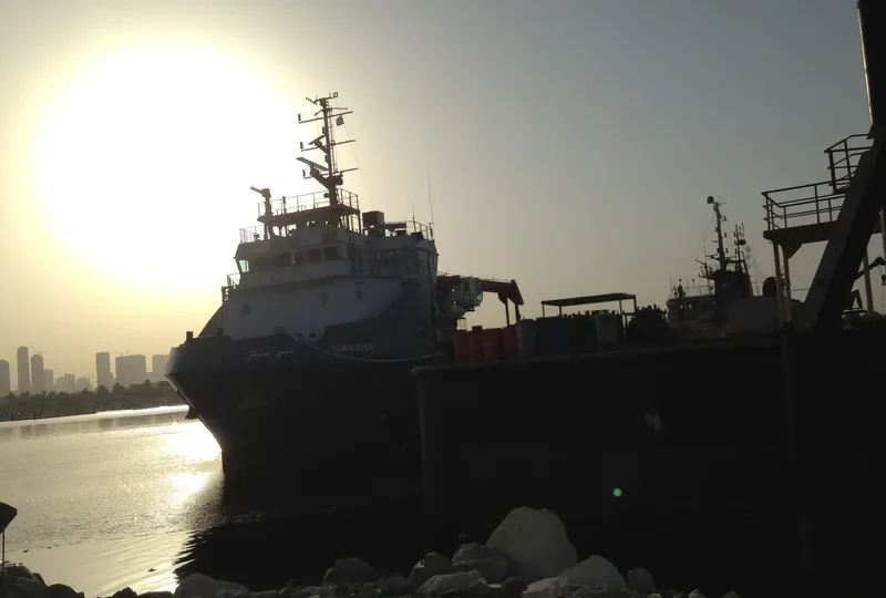 YYLDYZ Offshore Vessel IMO 9549932 photo 3