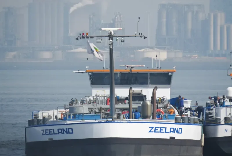 ZEELAND Tanker IMO 9549970 photo 9