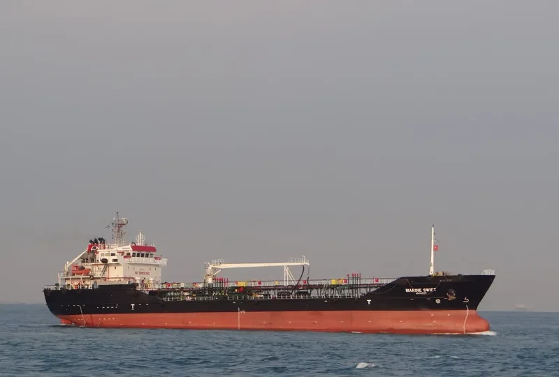 MARINE SWIFT Tanker IMO 9550125 photo 6