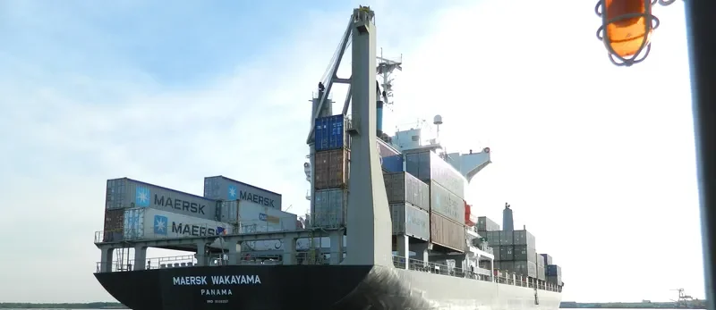 MAERSK WAKAYAMA Container Ship IMO 9550357 photo 6