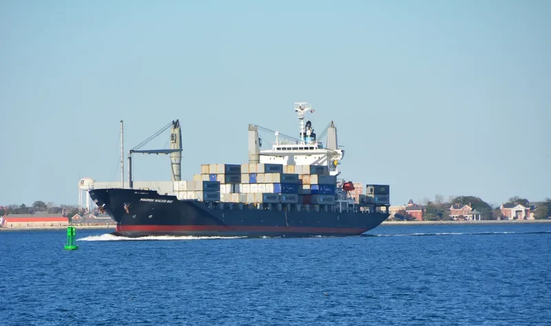STELLAR WALVIS BAY Container Ship IMO 9550369 photo 3