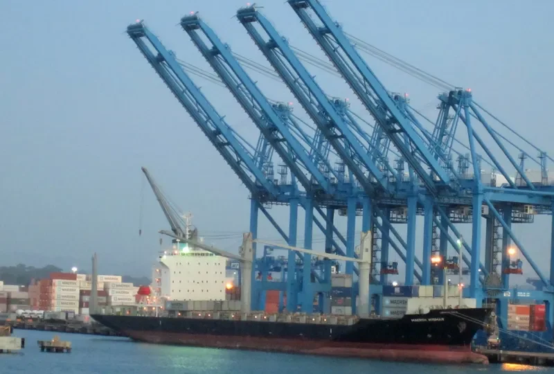 MAERSK WISMAR Container Ship IMO 9550371 photo 2