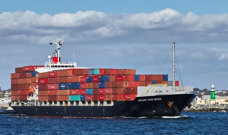 MARGARET RIVER BRIDGE Container Ship IMO 9550383