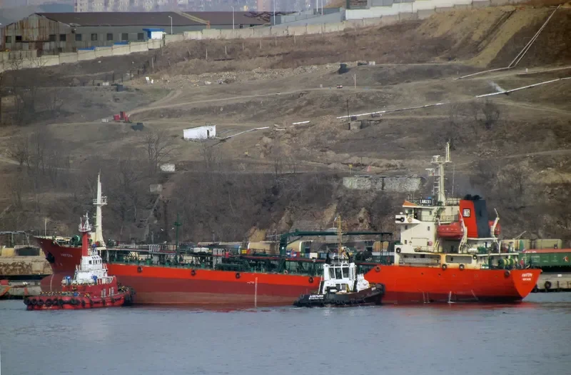 TAIHAI 5 Tanker IMO 9550618 photo 7