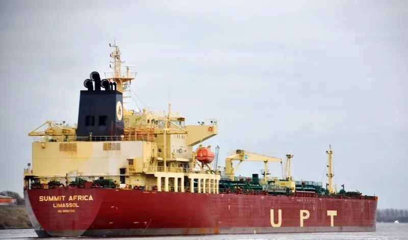 SUMMIT AFRICA Tanker IMO 9550709 photo 4