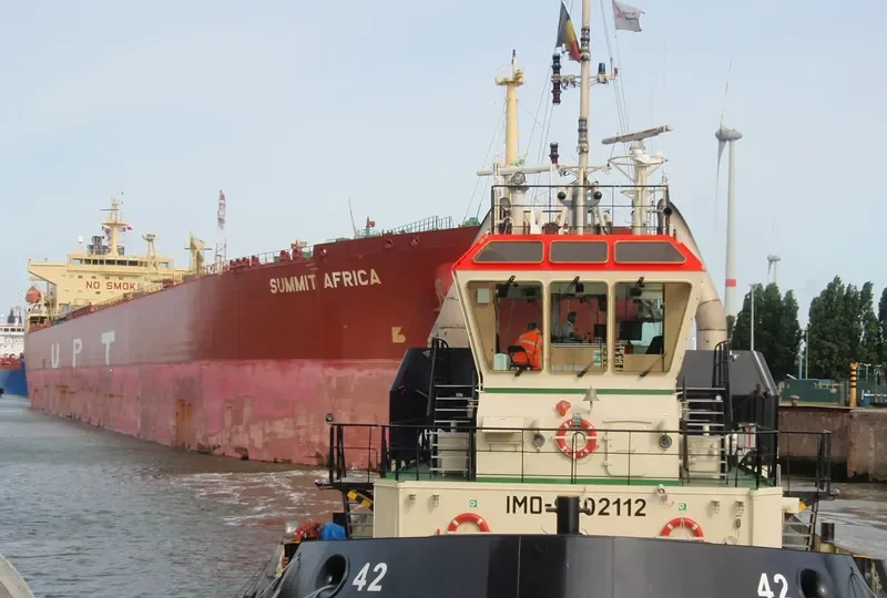 SUMMIT AFRICA Tanker IMO 9550709 photo 8