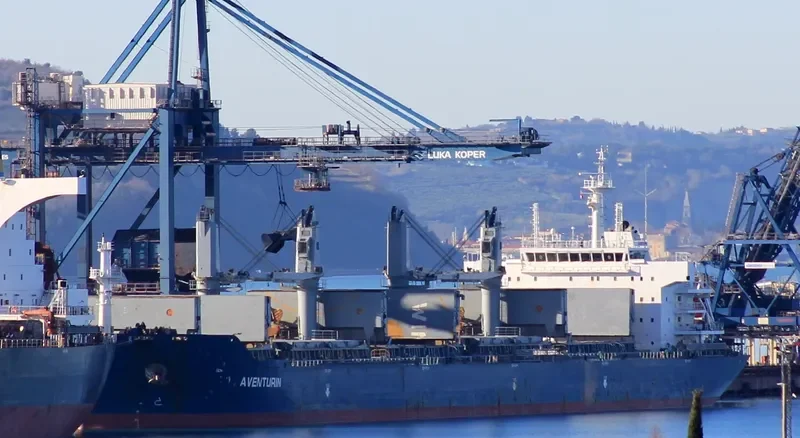EPIC TRADER Bulk Carrier IMO 9551698 photo 5