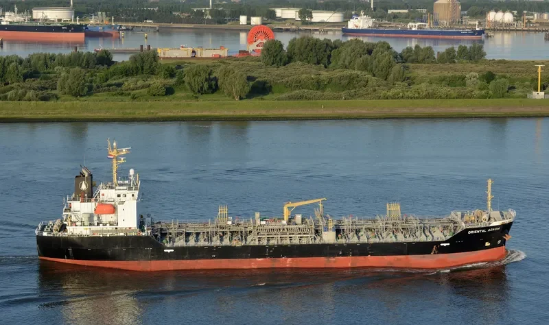 ORIENTAL ACACIA Tanker IMO 9553048 photo 5
