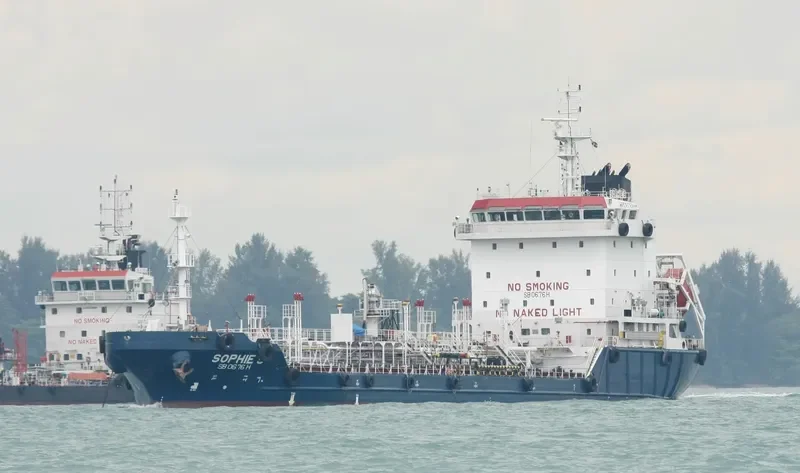 COLOSSUS Tanker IMO 9553270 photo 2