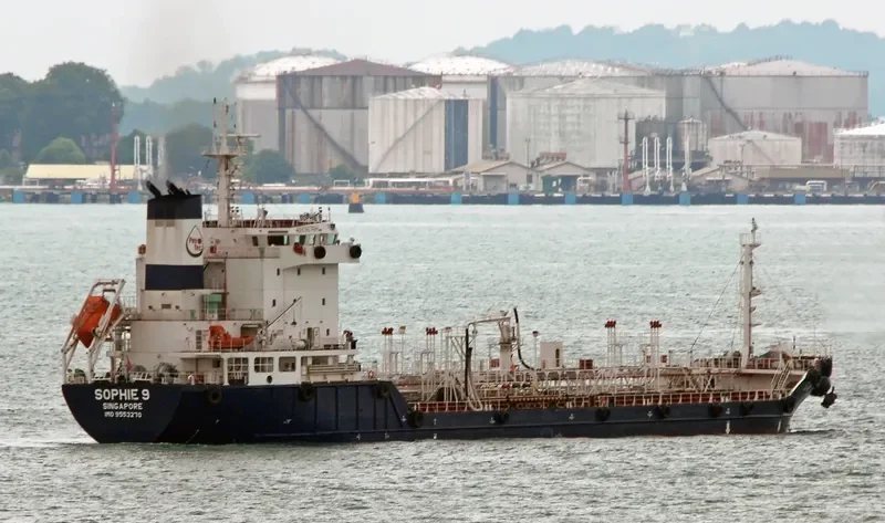 COLOSSUS Tanker IMO 9553270 photo 3