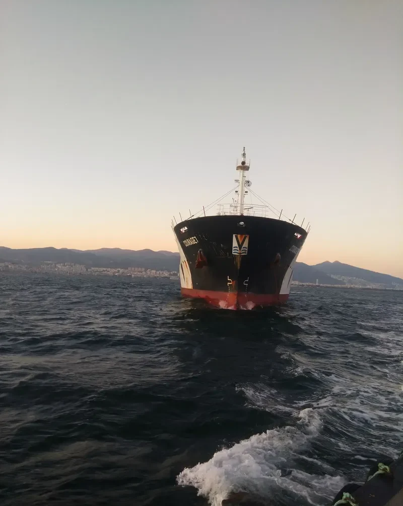 COURAGE 7 Tanker IMO 9553957 photo 6