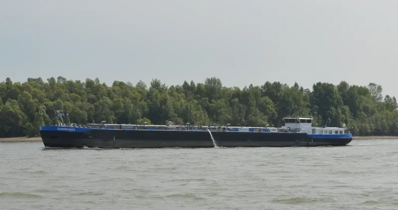 DAMIANO Tanker IMO 9554559 photo 4