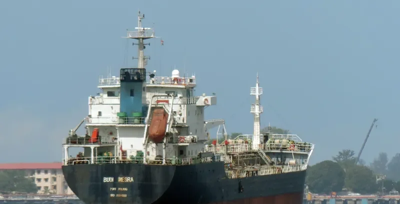 ORKIM AMBITION Tanker IMO 9554901 photo 2