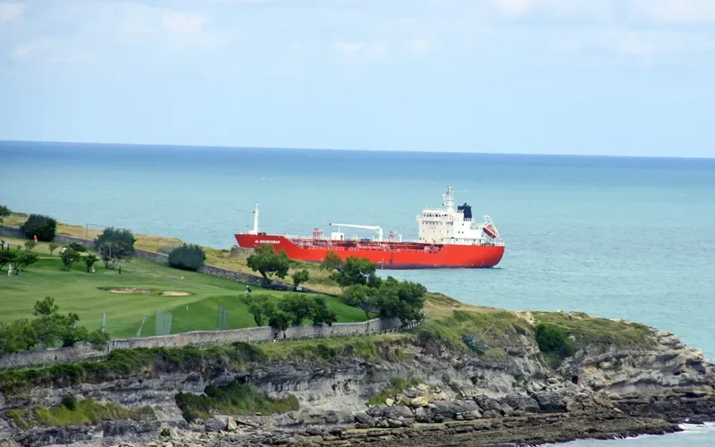 GALBOT Tanker IMO 9555084 photo 5