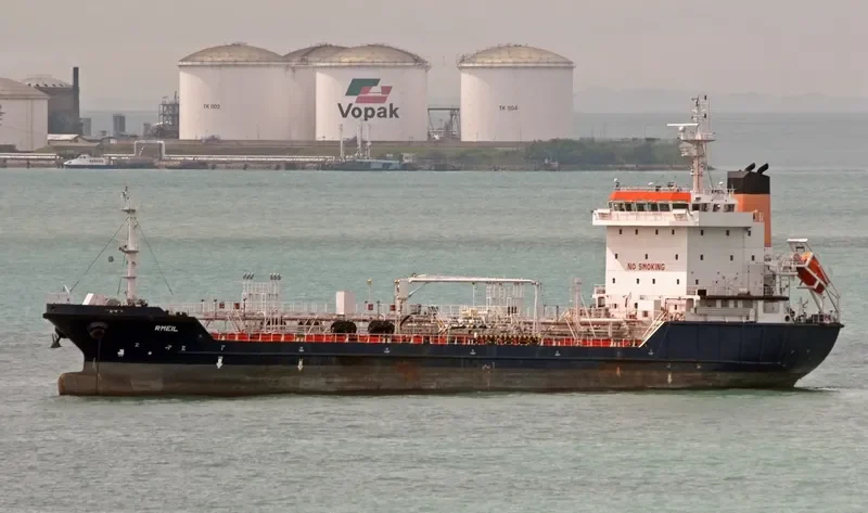 GP B2 Tanker IMO 9555216 photo 5