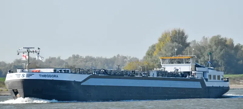 THEODORA Tanker IMO 9557941 photo 3