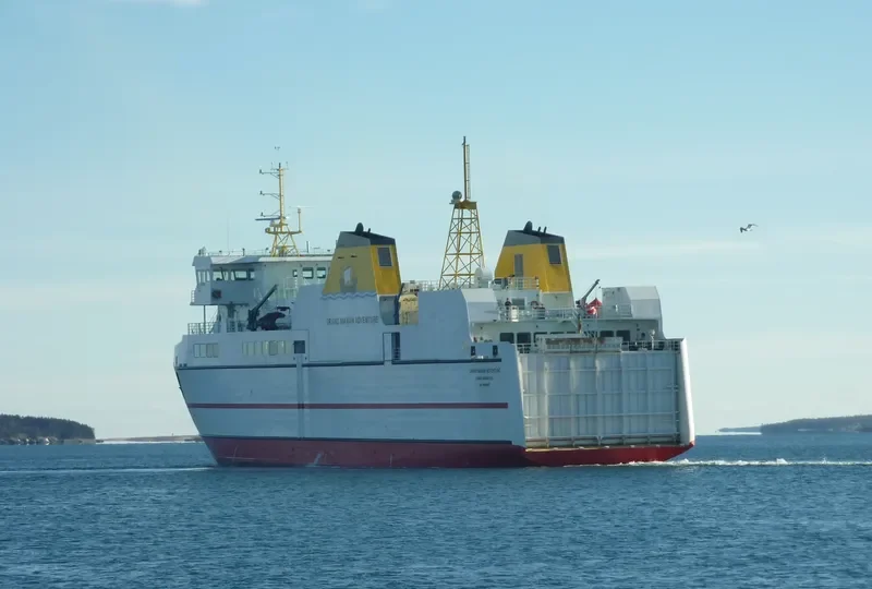 GRAND MANAN ADVENTURE Ro-Ro IMO 9558103 photo 2