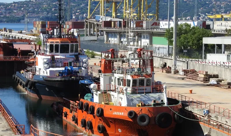 JAGUAR Offshore Vessel IMO 9558610 photo 5