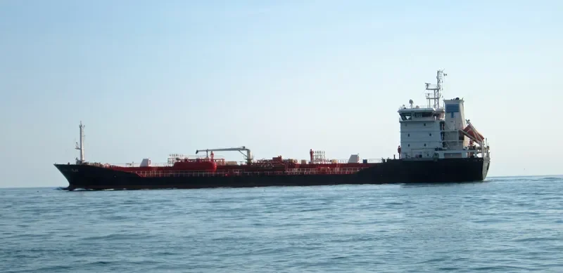 AZIZ TORLAK Tanker IMO 9558763 photo 4