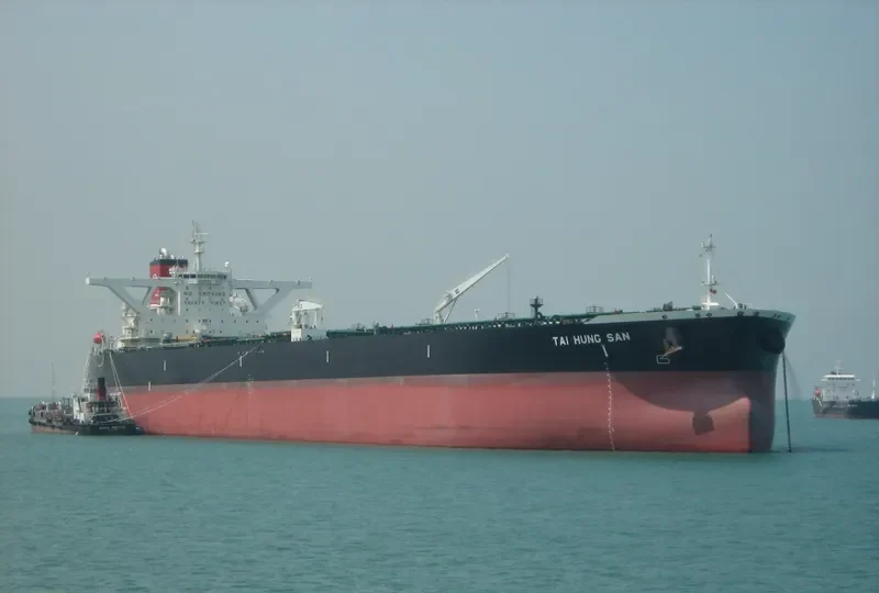 MARAN LYRA Tanker IMO 9559406 photo 2