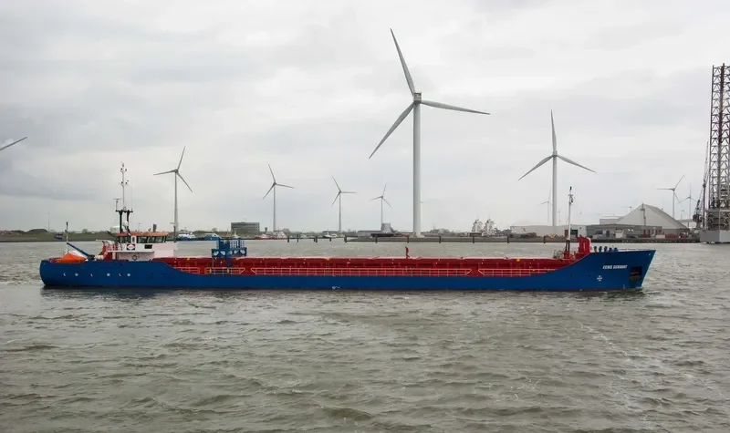 EEMS SERVANT General Cargo IMO 9559602 photo 4