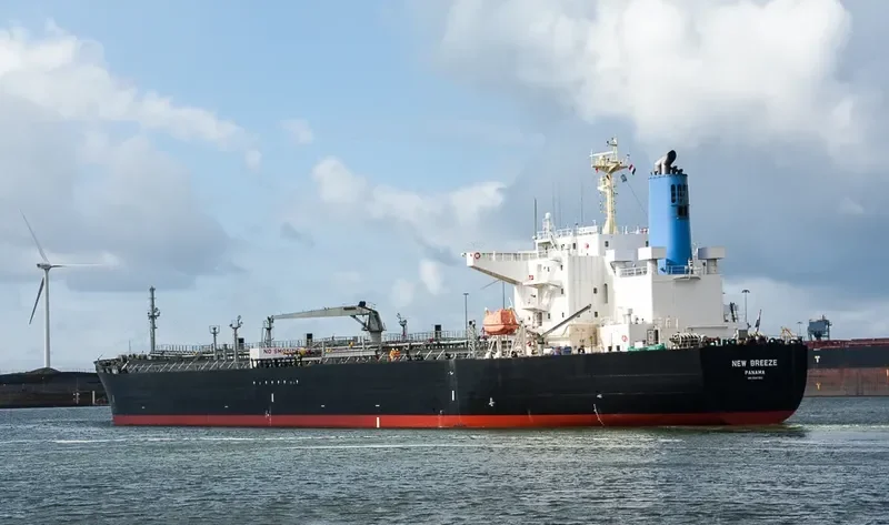 IMPERIOUS Tanker IMO 9561382 photo 6