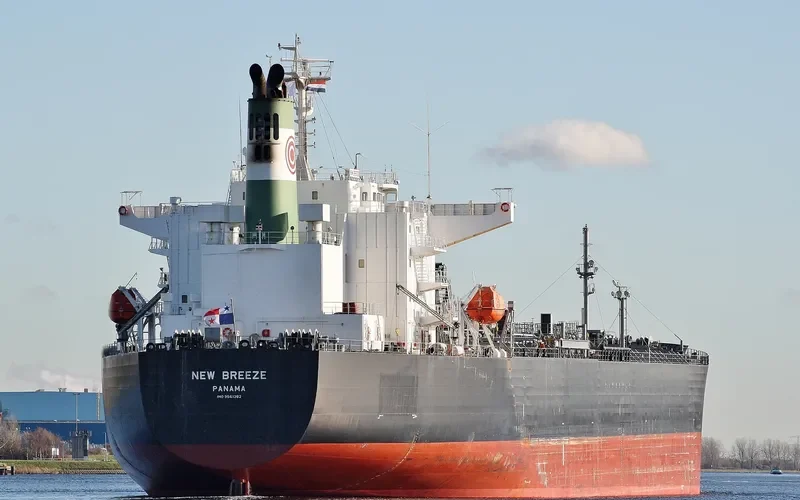 IMPERIOUS Tanker IMO 9561382 photo 10
