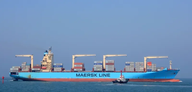 MAERSK CUNENE Container Ship IMO 9561485 photo 5