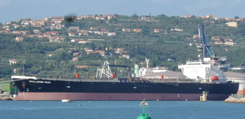 CHALLENGE PEAK Tanker IMO 9561930 photo 6