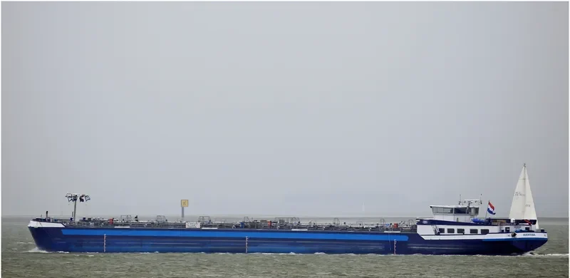 AVENTURA Tanker IMO 9562221 photo 7