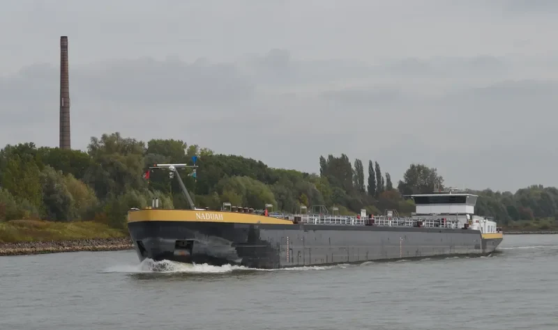 NADUAH Tanker IMO 9562300 photo 5
