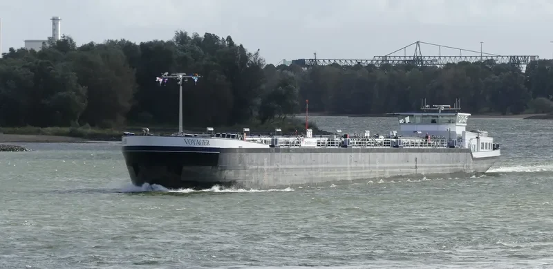VOYAGER Tanker IMO 9562324 photo 4