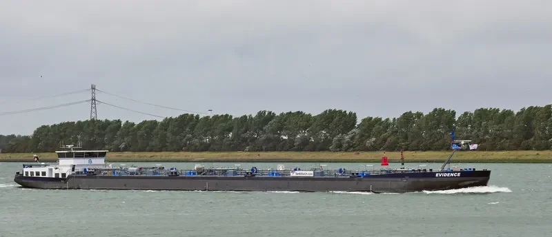 EVIDENCE Tanker IMO 9562336 photo 4