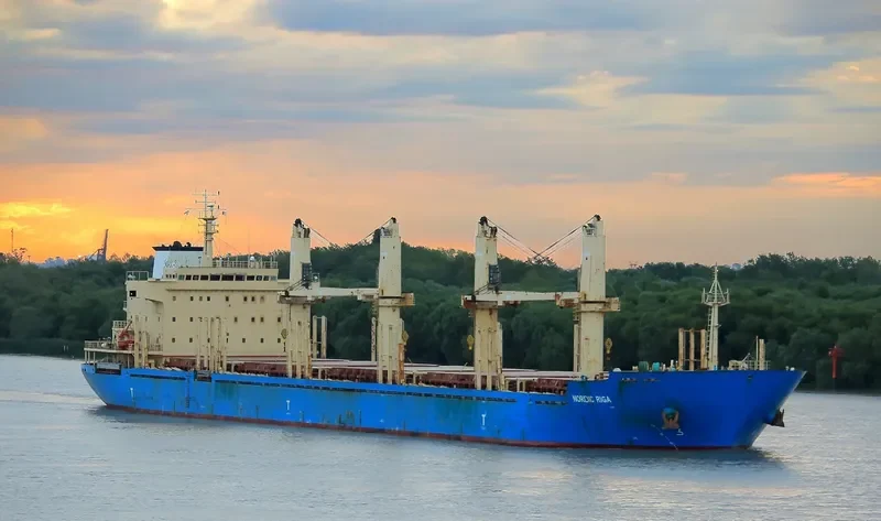 ITHACA RIGA Bulk Carrier IMO 9563407 photo 2