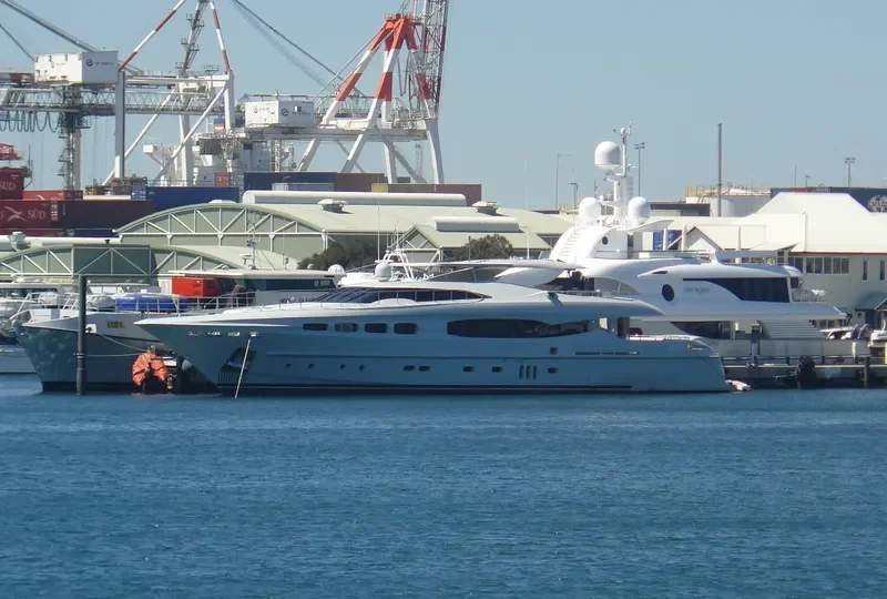 YOLO General Cargo IMO 9564889 photo 3