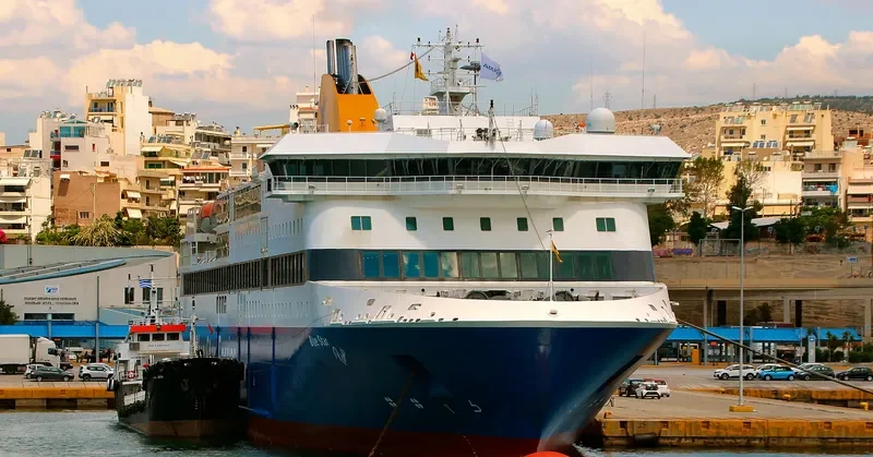 BLUE STAR PATMOS Ro-Ro IMO 9565041 photo 8