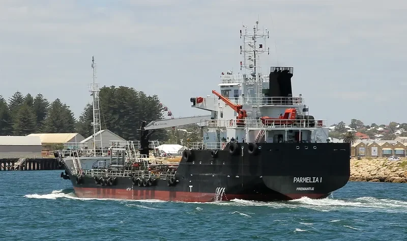 PARMELIA I Tanker IMO 9565168 photo 4