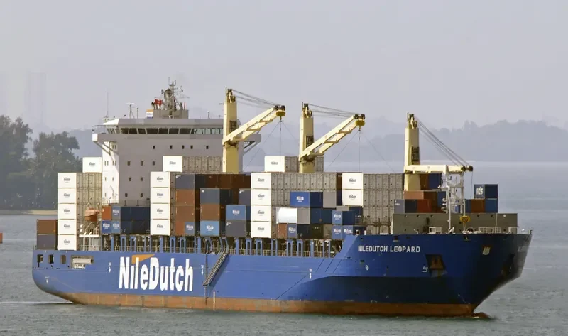 GSL ROSSI Container Ship IMO 9565338 photo 8