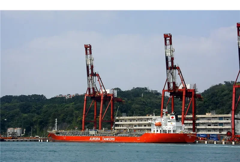 WAWASAN TOPAZ Tanker IMO 9565601 photo 5