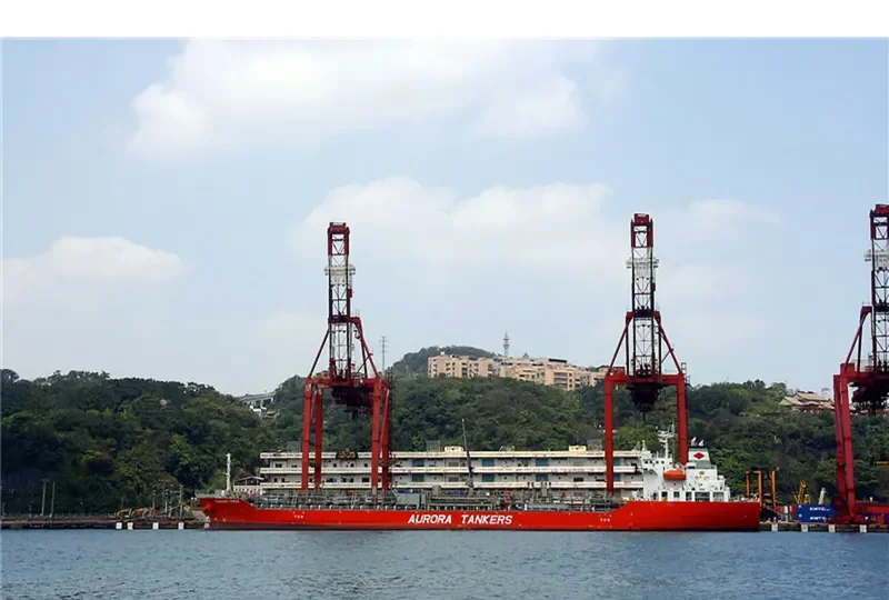 WAWASAN TOPAZ Tanker IMO 9565601 photo 6