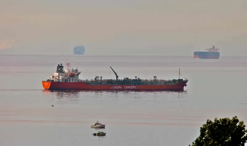 WAWASAN TOPAZ Tanker IMO 9565601 photo 9