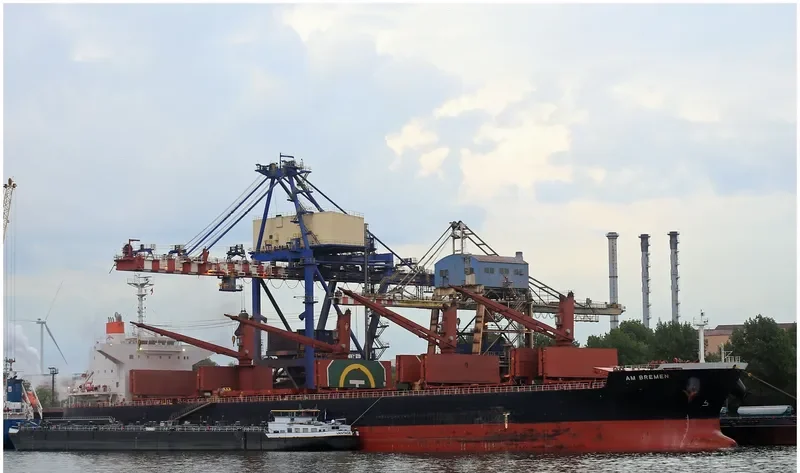 AM BREMEN Bulk Carrier IMO 9566473