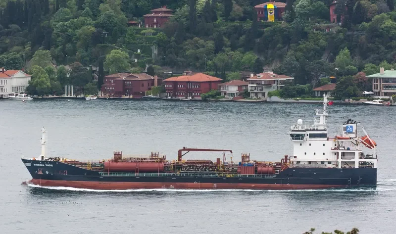 BORINGIA SWAN Tanker IMO 9566693 photo 4