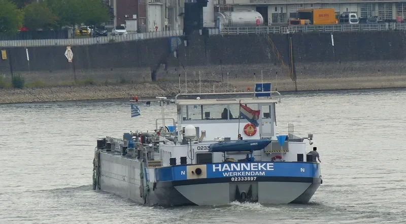 HANNEKE Tanker IMO 9567271 photo 6