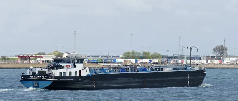 AQUATEAM Tanker IMO 9567295 photo 5