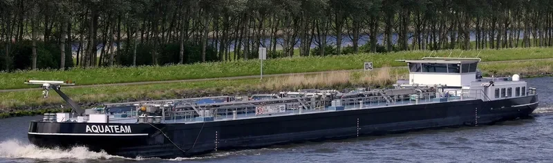 AQUATEAM Tanker IMO 9567295 photo 7