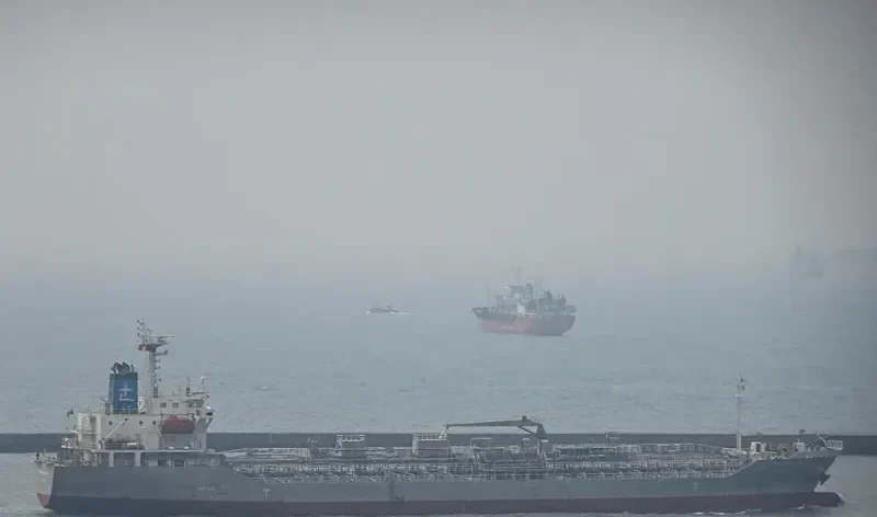 SOUTHERN LION Tanker IMO 9567752 photo 2