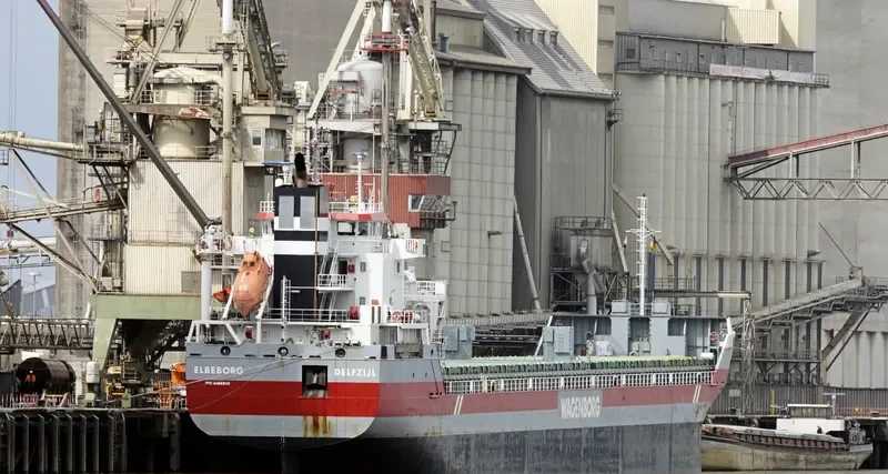 ELBEBORG Container Ship IMO 9568249 photo 10