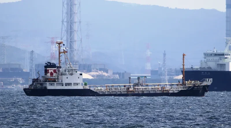 ASUZAN MARU Tanker IMO 9568380 photo 9